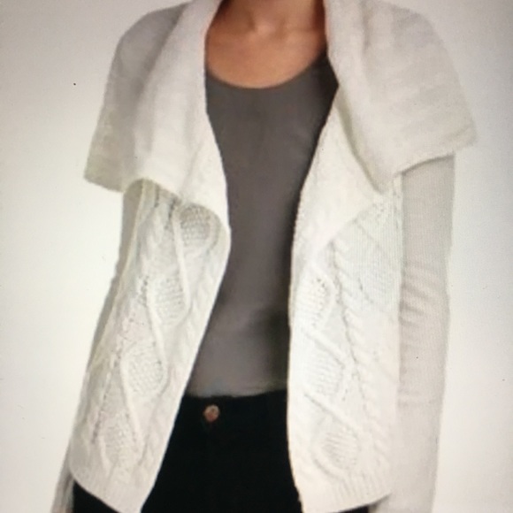 CAbi Sweaters - CAbi White Cable Knit Sweater # 193 Size S NWT